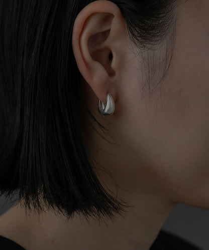 SMELLY 豐盈感耳釘