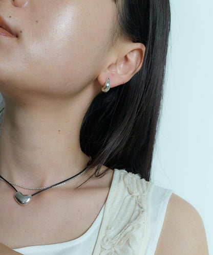 SMELLY 豐盈感耳釘