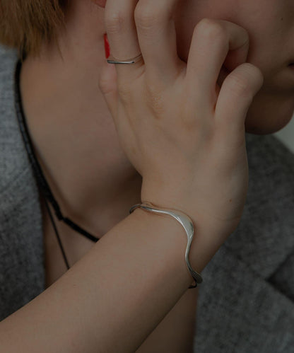 SMELLY so’簡約風格手鐲