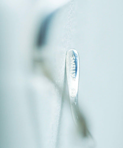 SMELLY so’簡約風格手鐲