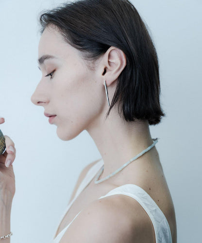 SMELLY so’ long條形耳釘
