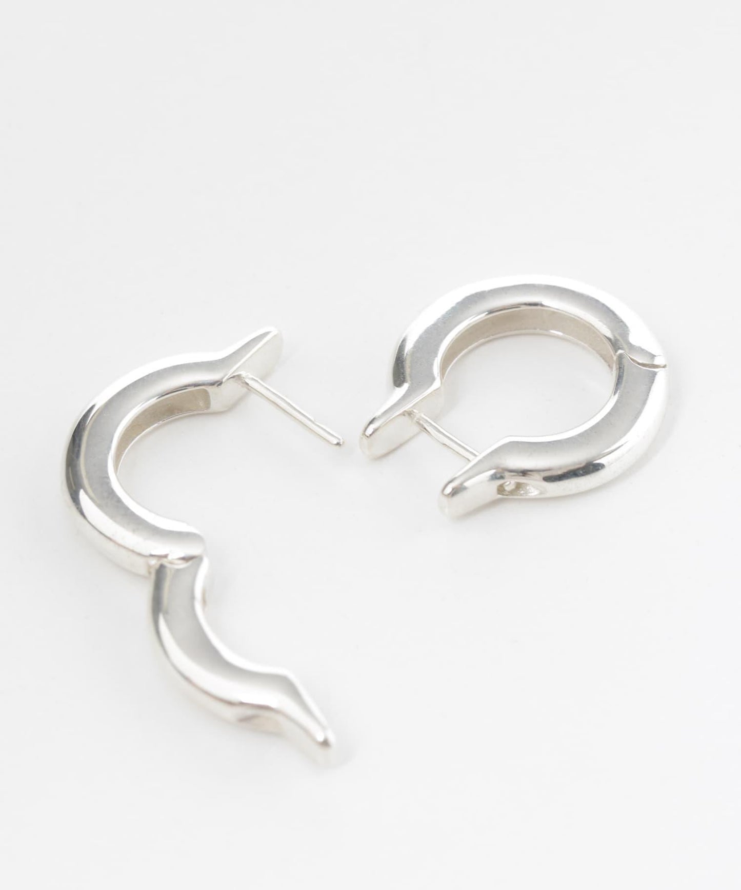 SMELLY so’ 圓形耳環