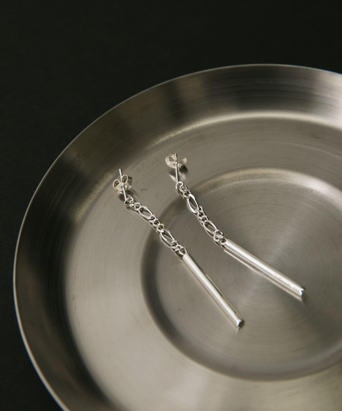 SMELLY so’圓柱形耳釘