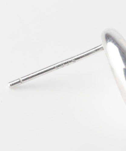 SMELLY so’不對稱純色耳釘