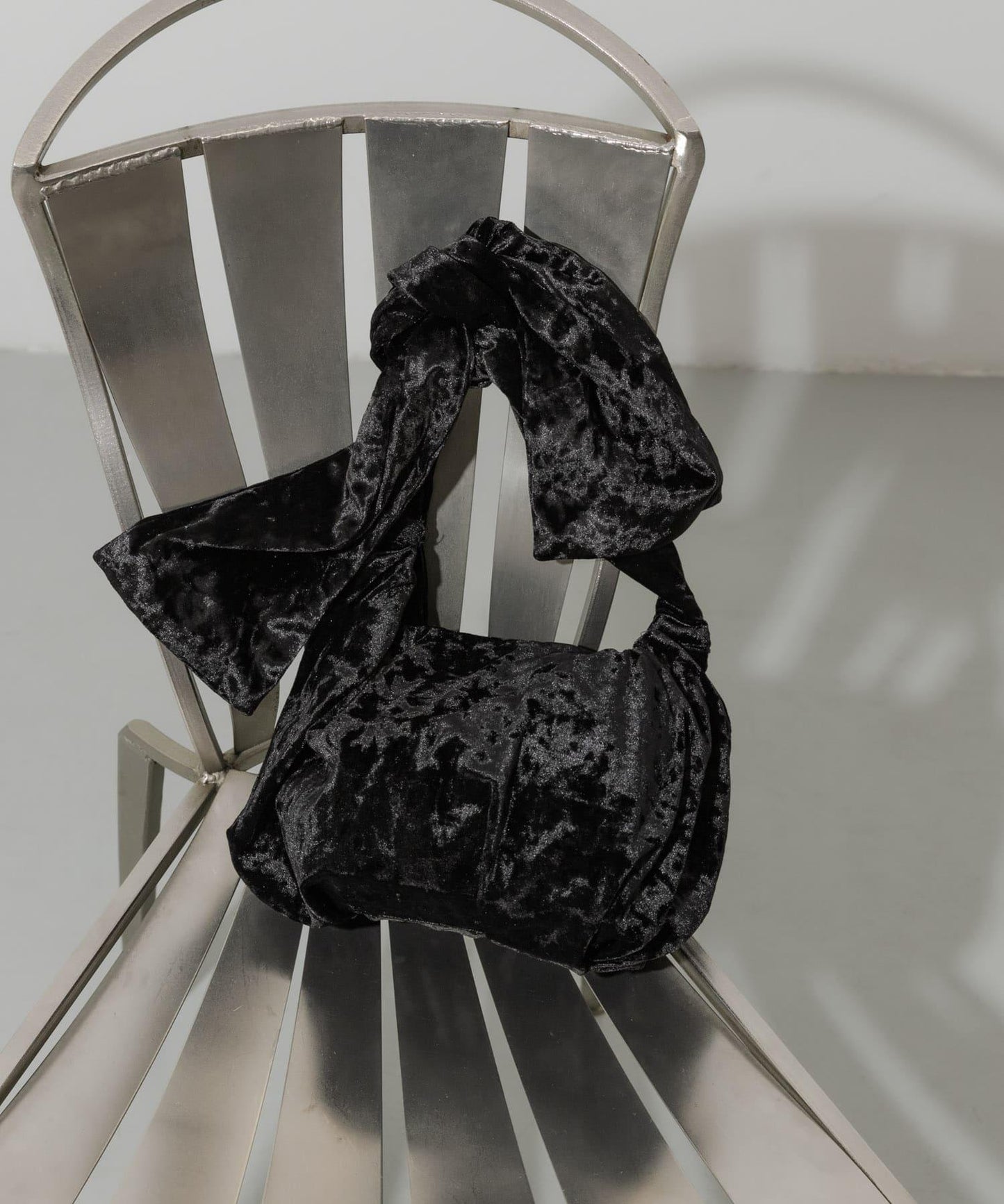 天鵝絨蝴蝶結髮夾