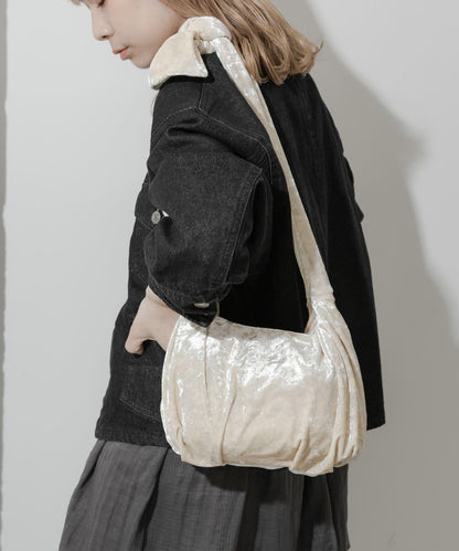 天鵝絨蝴蝶結髮夾