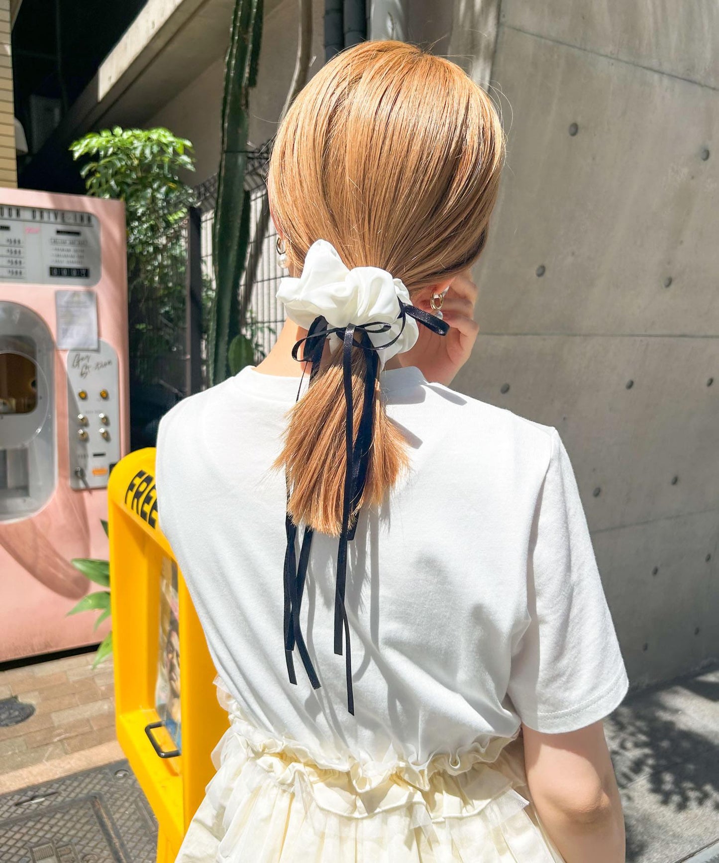 緞面蝴蝶結蓬鬆髮圈