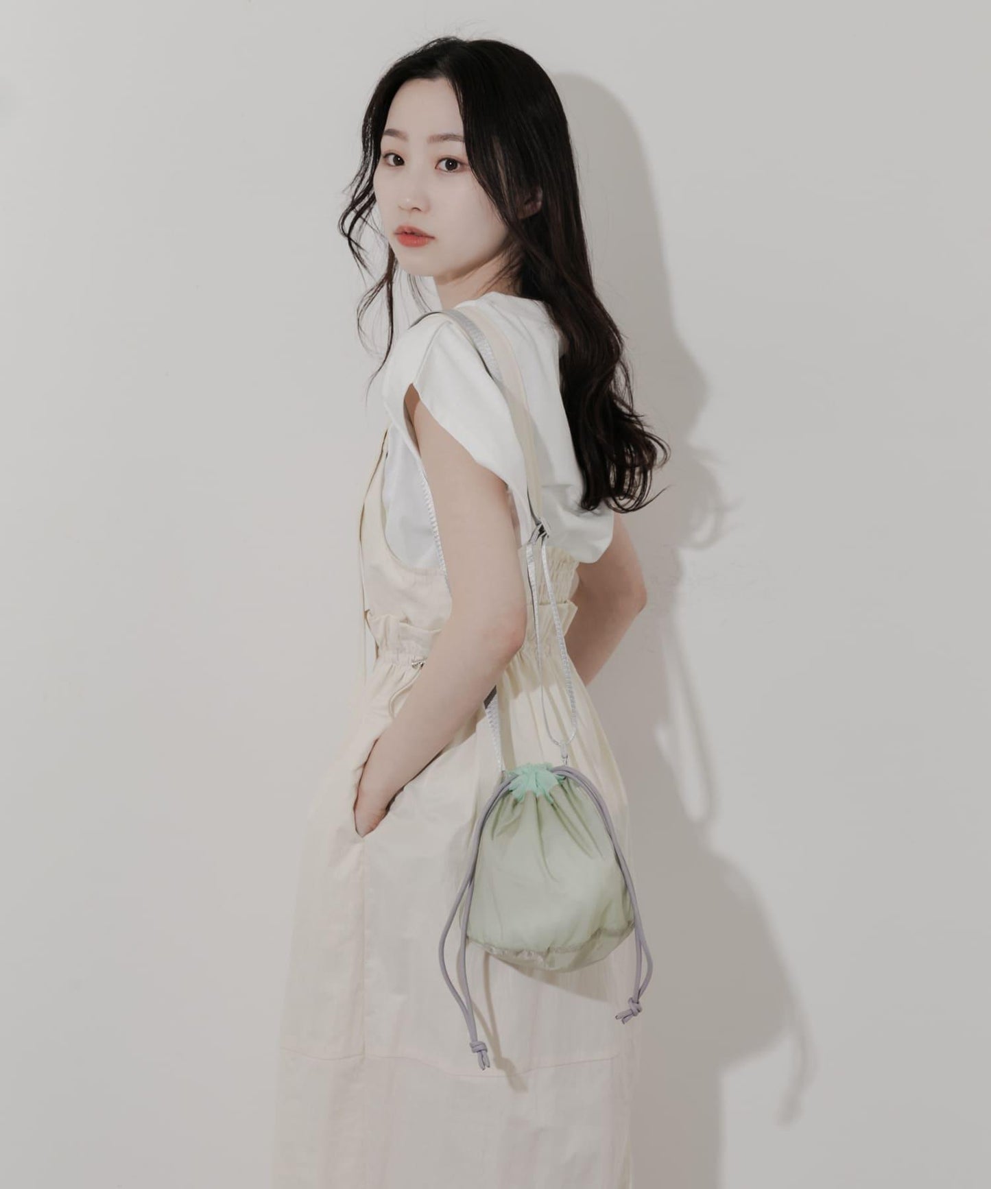 透視束口單肩包