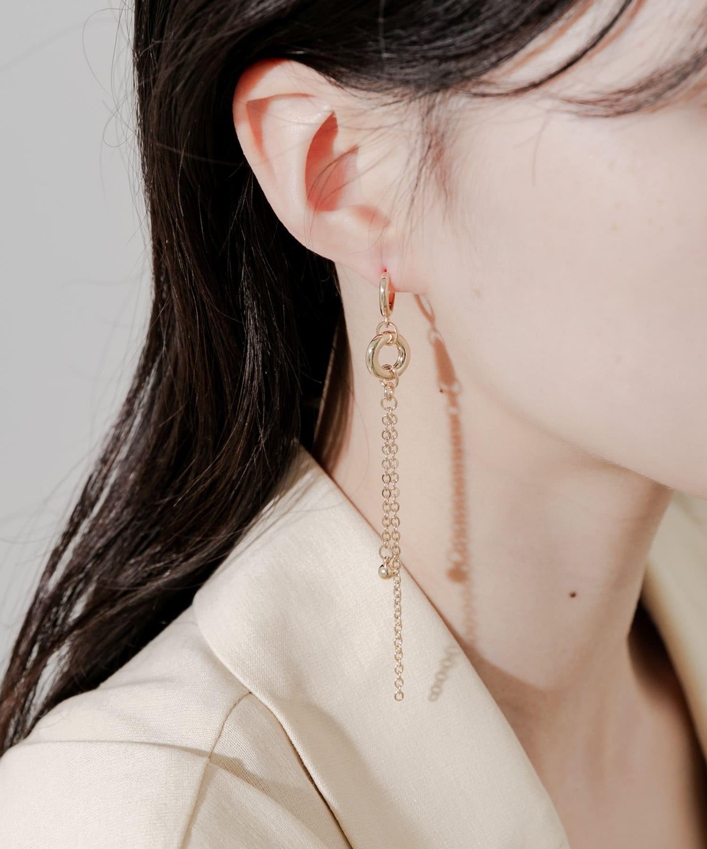 金屬圓環長鏈耳環
