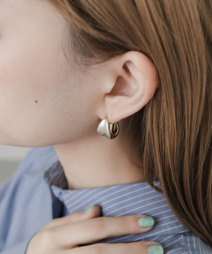 金屬一觸式耳環