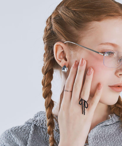 金屬一觸式耳環