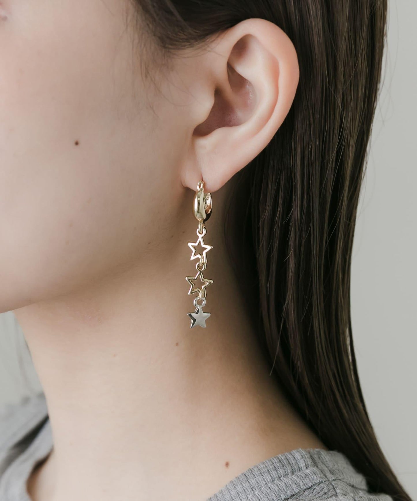 星星不對稱鏈條圈形耳環