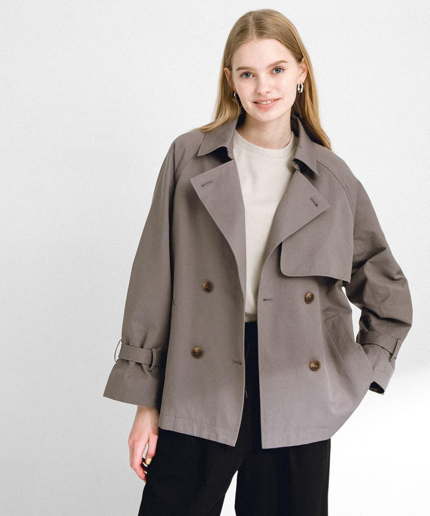 防潑水短款風衣