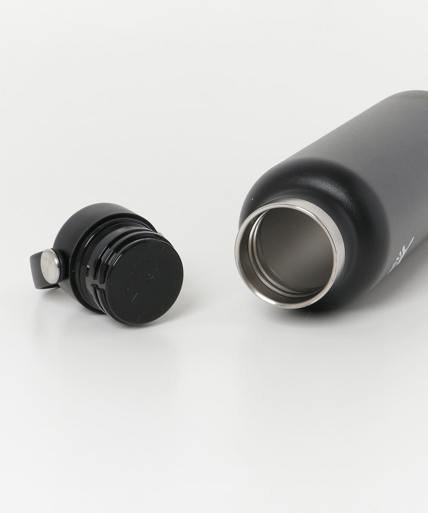 Hydro Flask 21盎司標準口水瓶