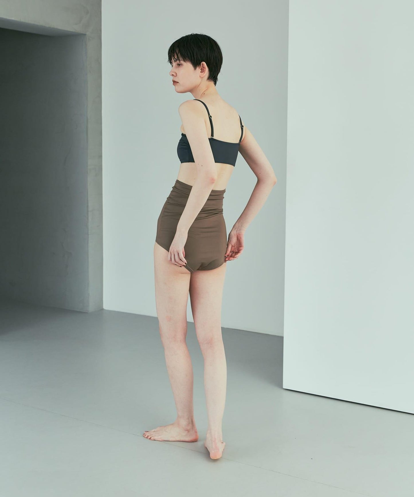 2尺碼可選 UV防曬 Swim URBAN RESEARCH 可兩穿泳裝文胸