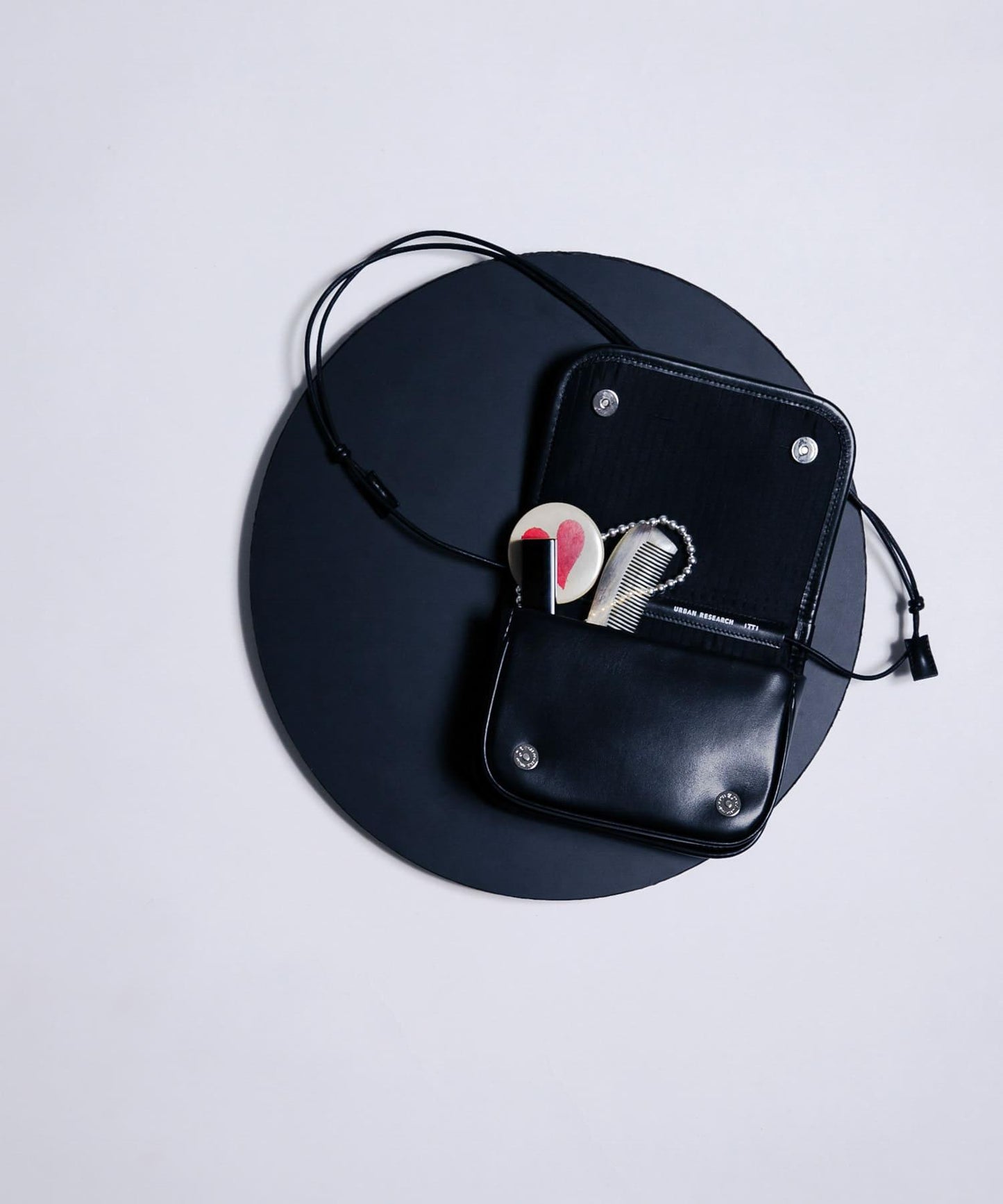 【特別】ITTI×URBAN RESEARCH MICHELLE ERRAND 手拿包