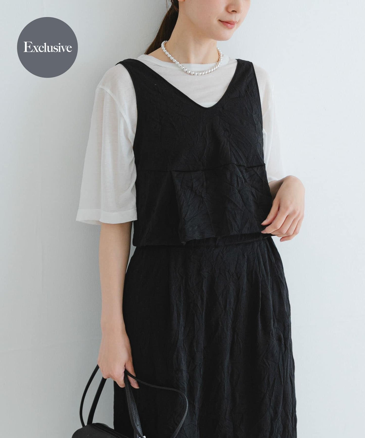 「聯名」GGG×URBAN RESEARCH 短款褶皺上衣