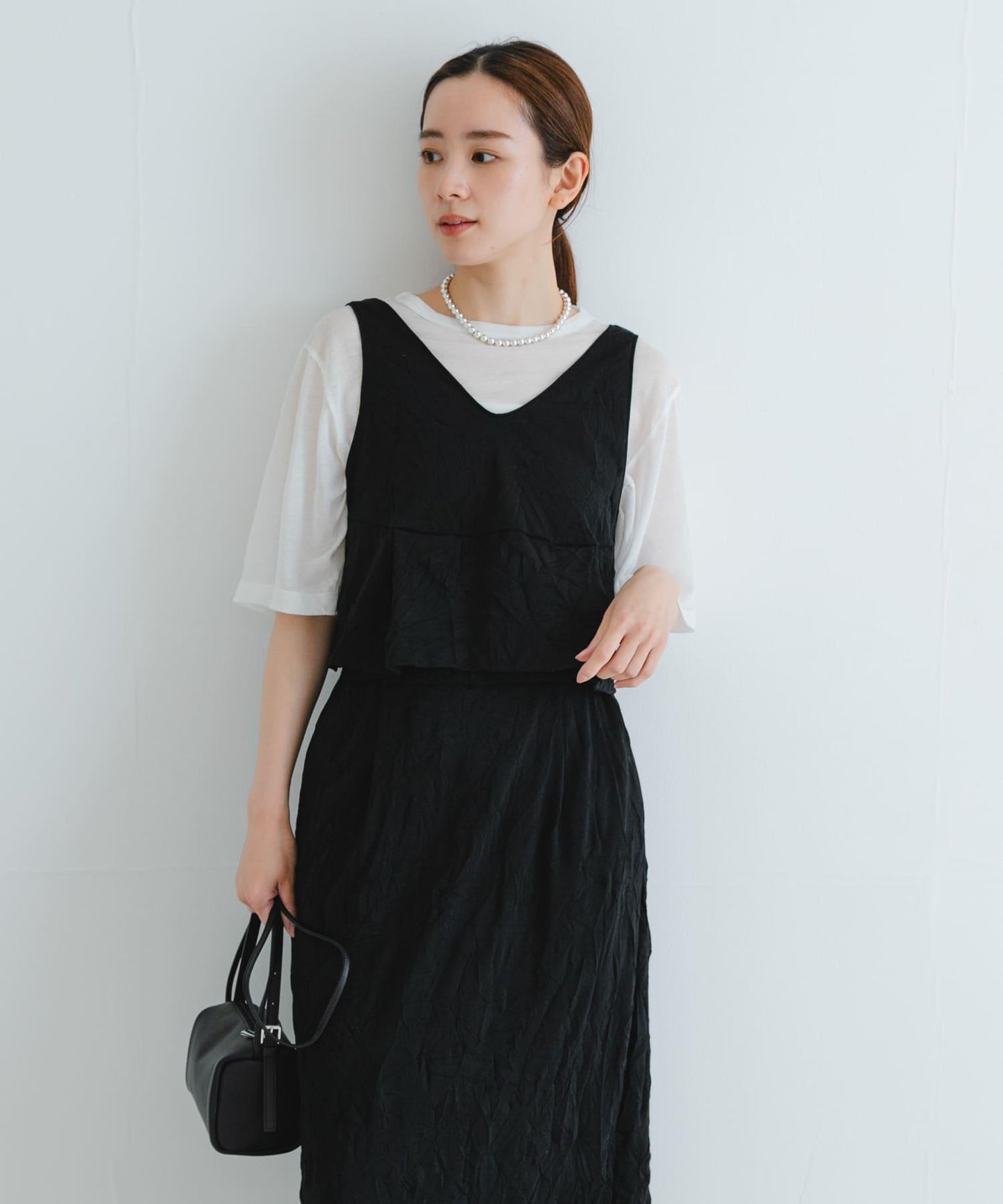 「聯名」GGG×URBAN RESEARCH 短款褶皺上衣