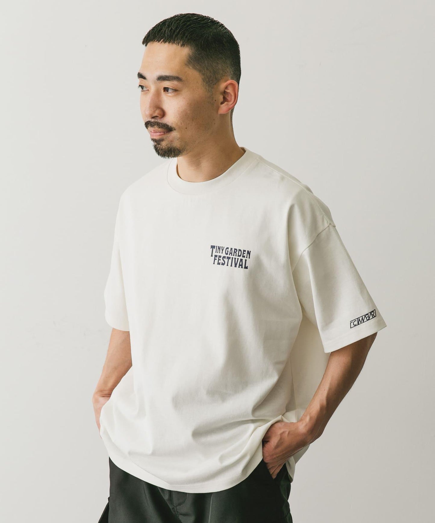 『UR TECH』SHARE THE URBANRESEARCH×DOORS TGF聯名印花T恤