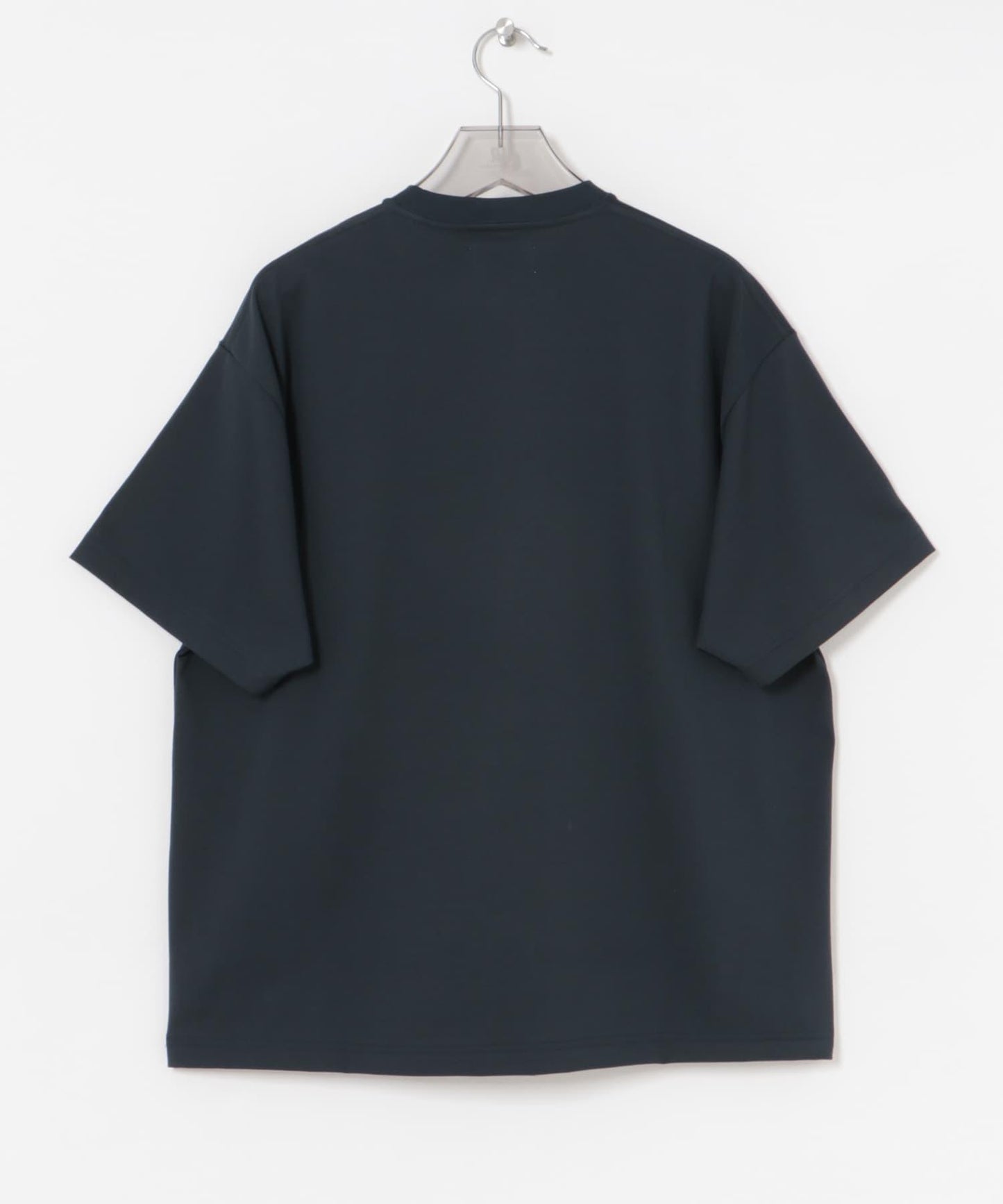 new basic 冷感速幹防曬短袖