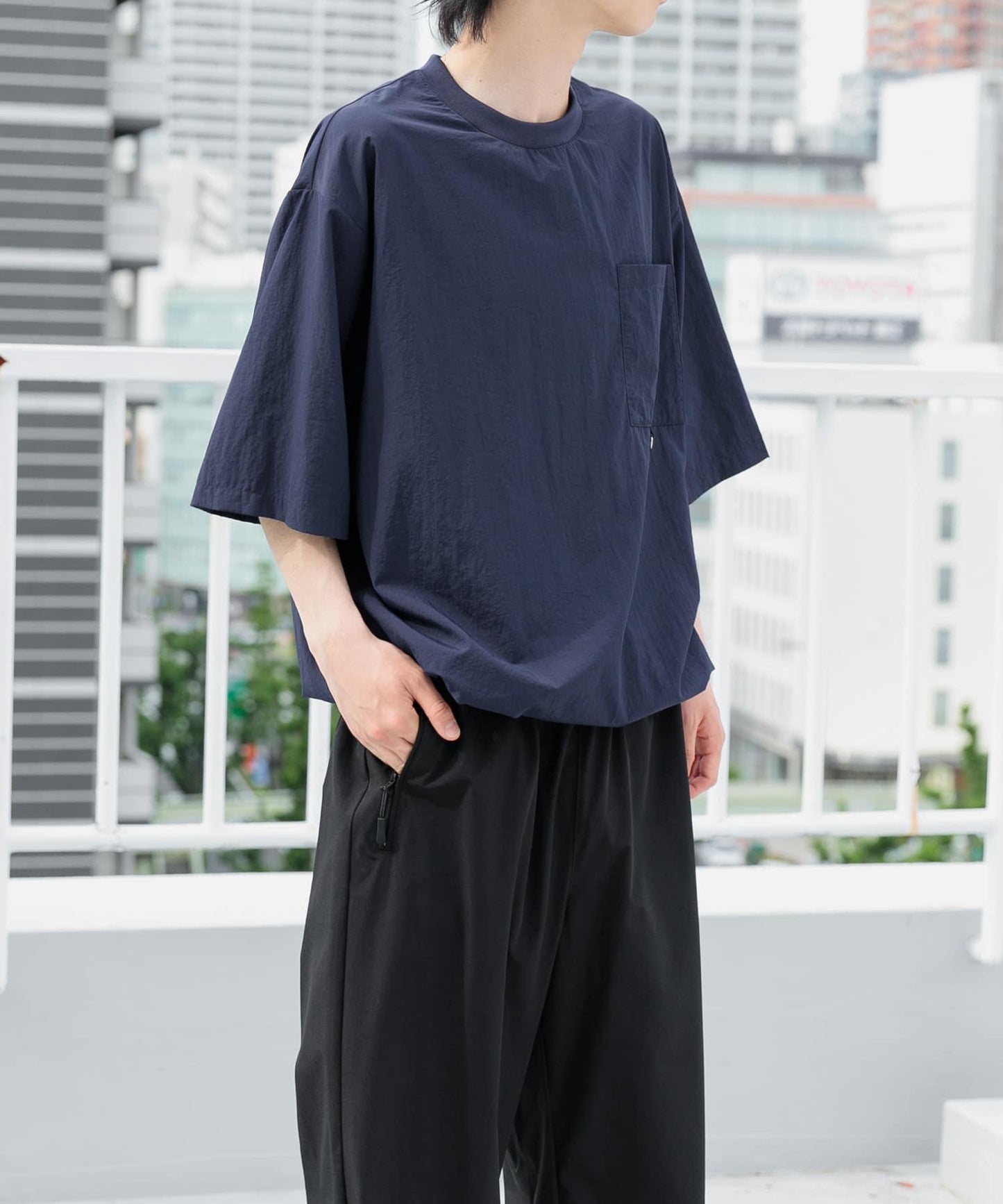 防潑水/易打理/接觸涼感/防紫外線塔斯蘭尼龍圓領抽繩T恤