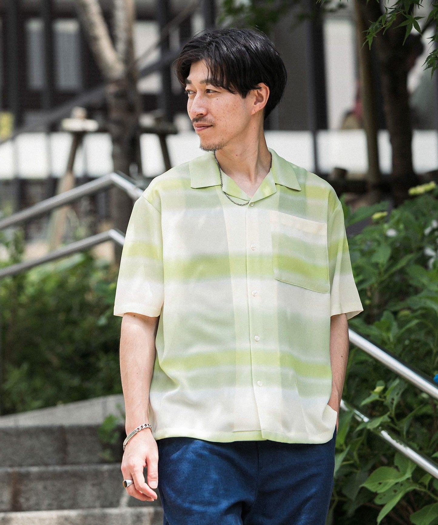 印花條紋短袖透視襯衫