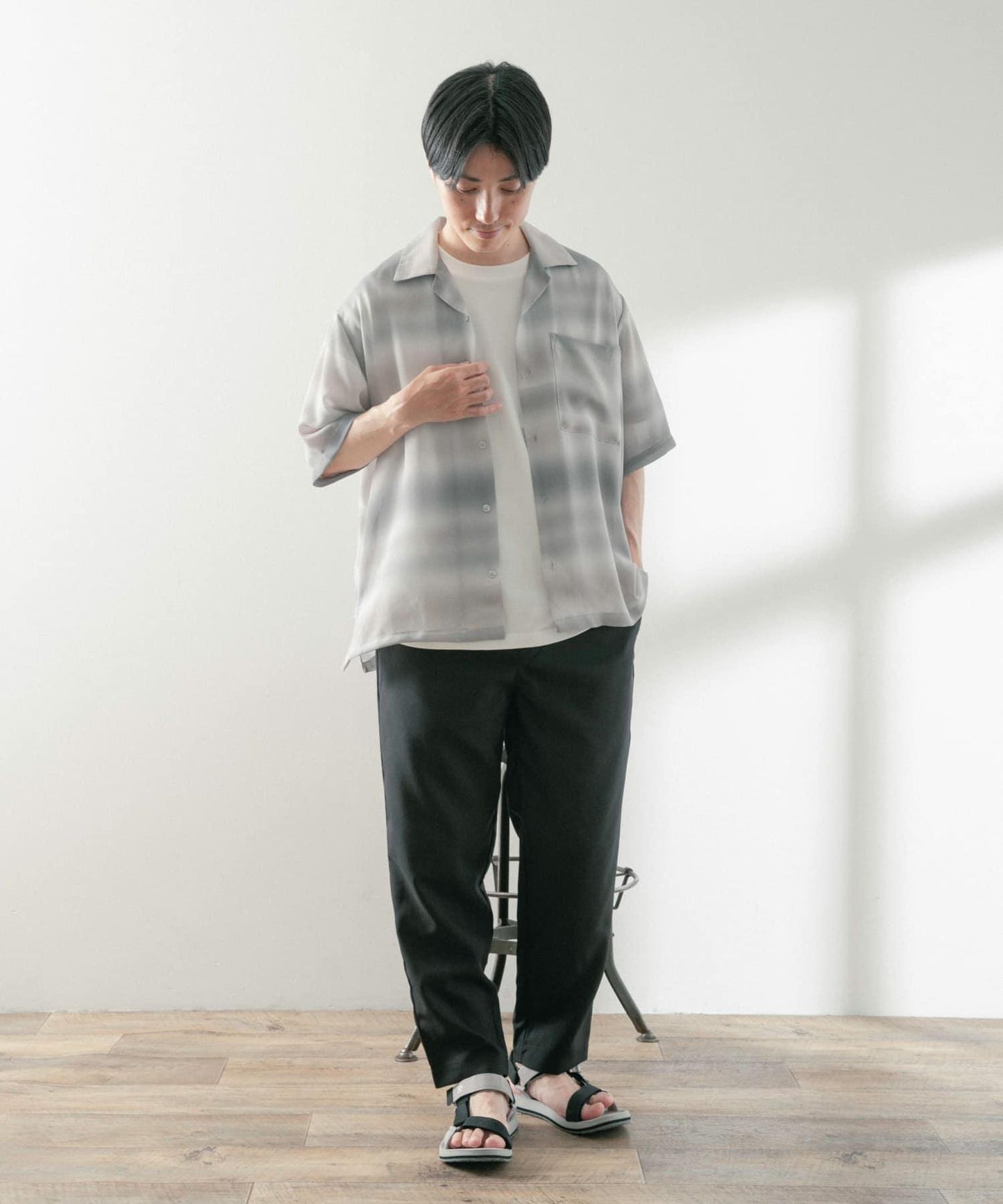 印花條紋短袖透視襯衫