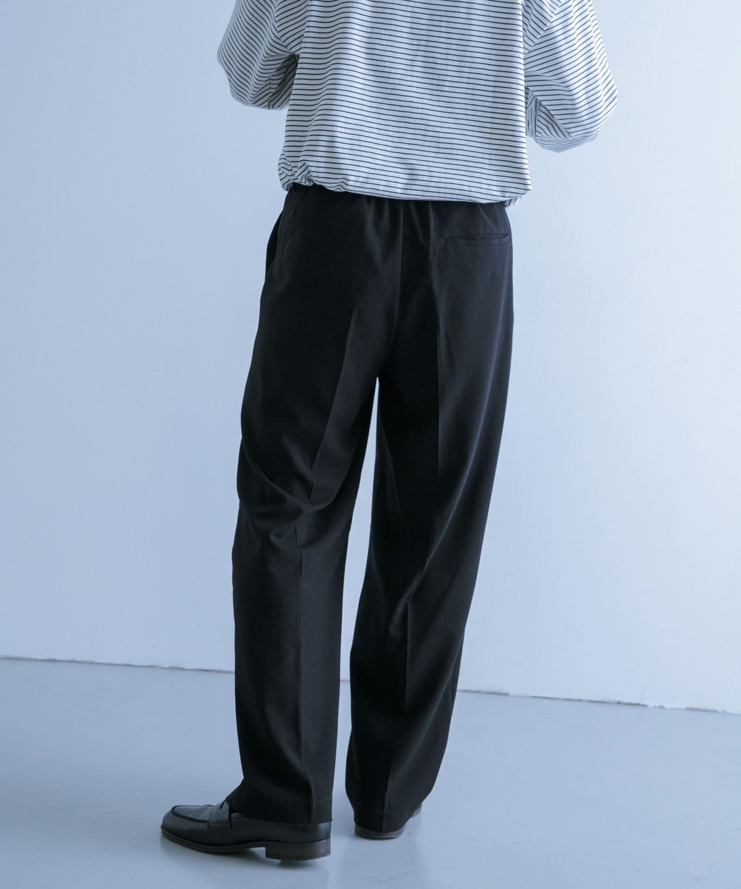 TR寬鬆西裝褲
