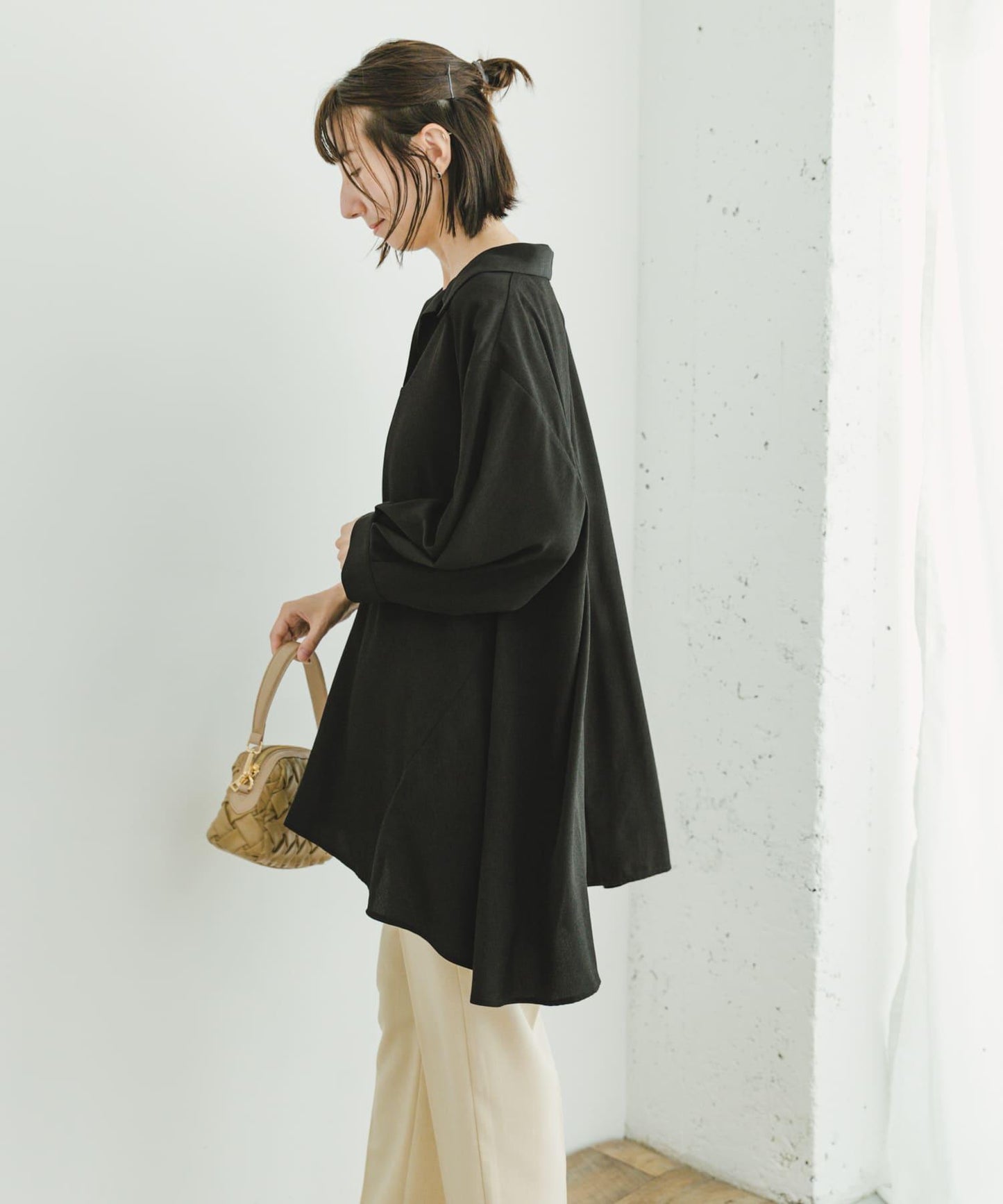 開領長款女式襯衫