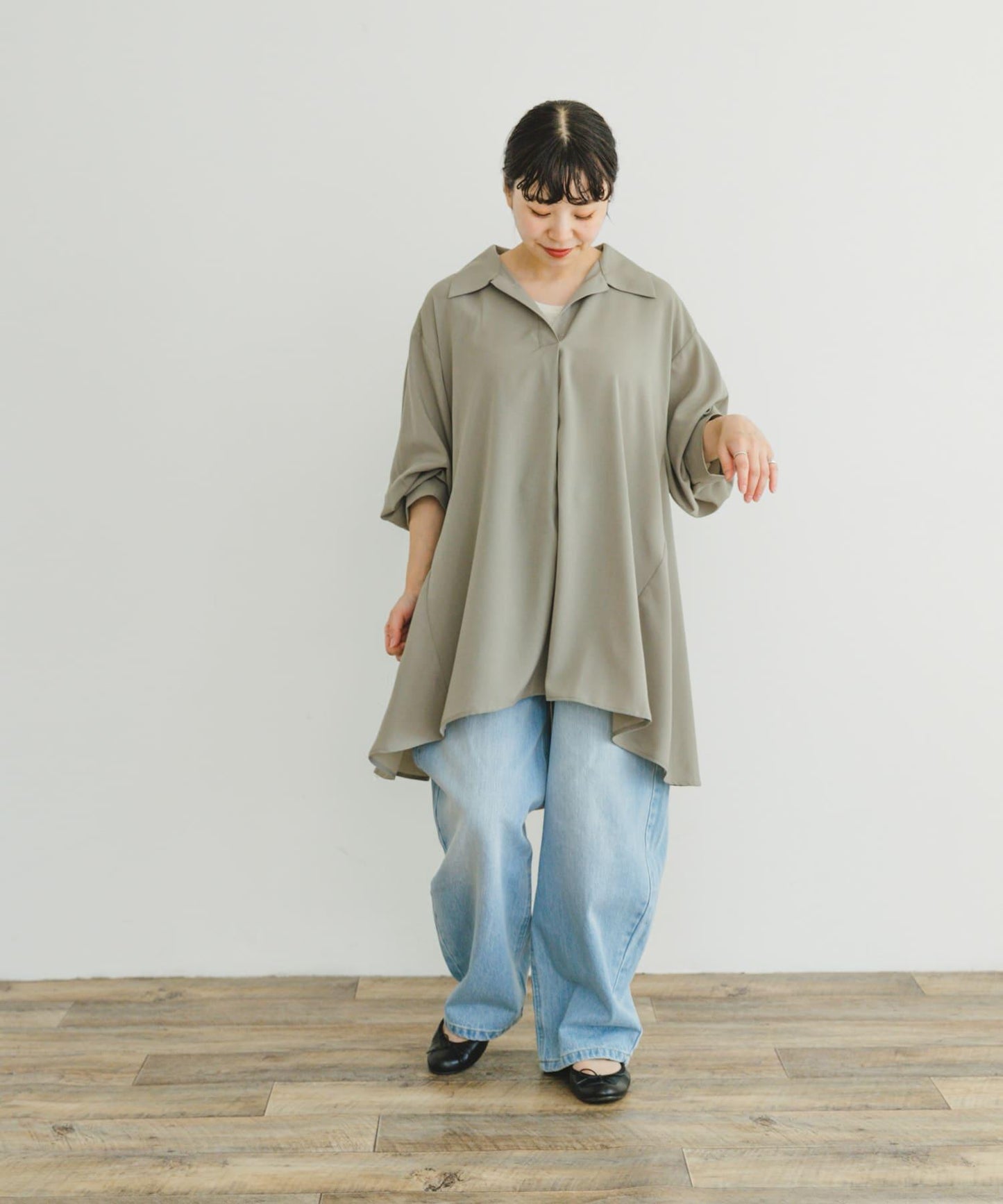開領長款女式襯衫
