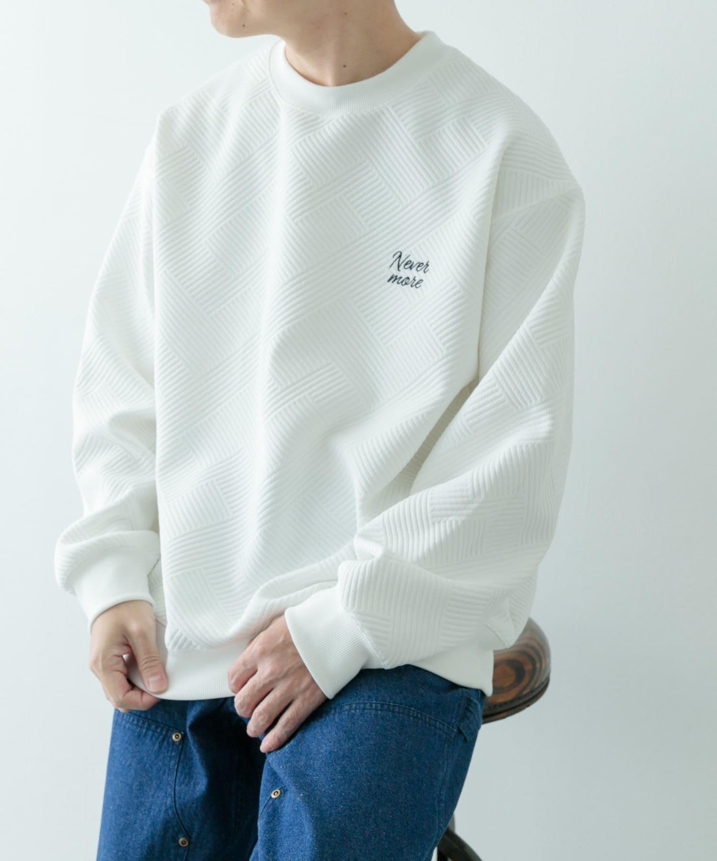 含XL碼 刺繡提花長袖T恤
