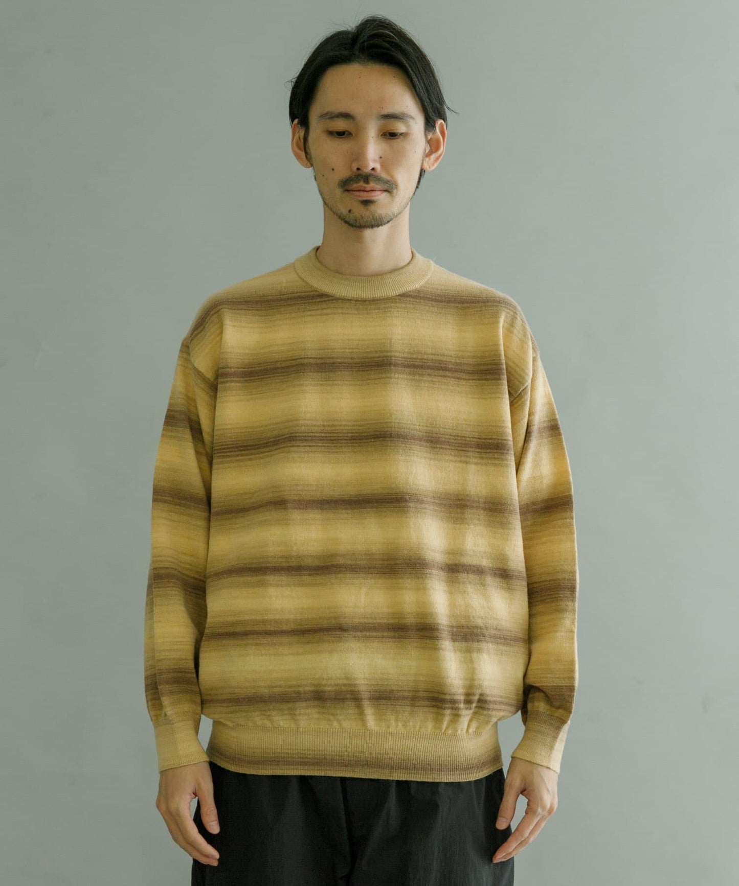 多色條紋圓領針織衫