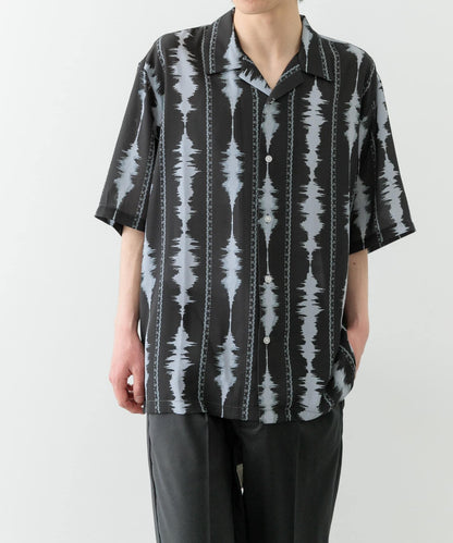 數碼條紋印花短袖襯衫