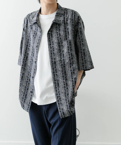 葉子印花開領短袖襯衫