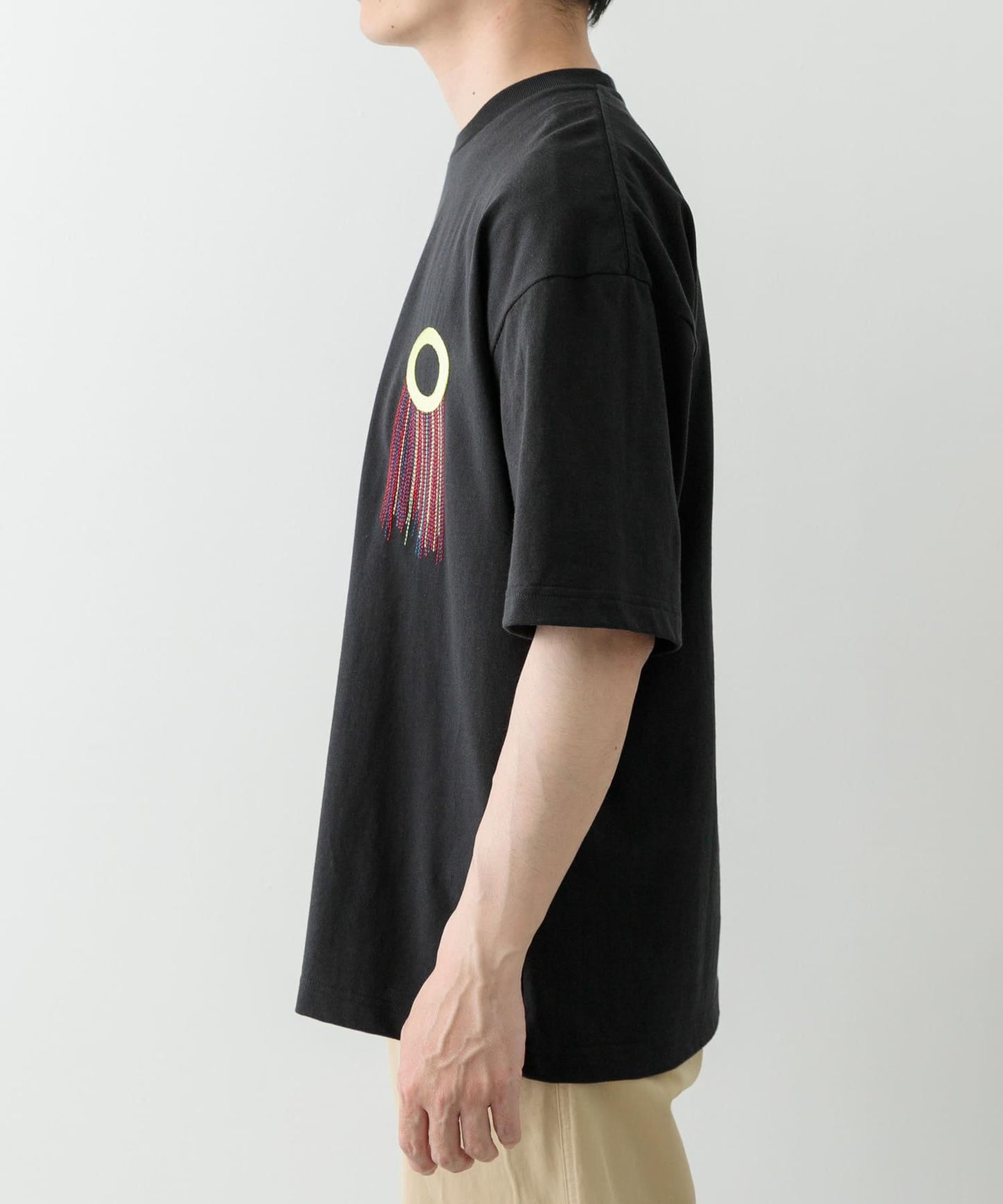 流蘇刺繡T恤 圓形