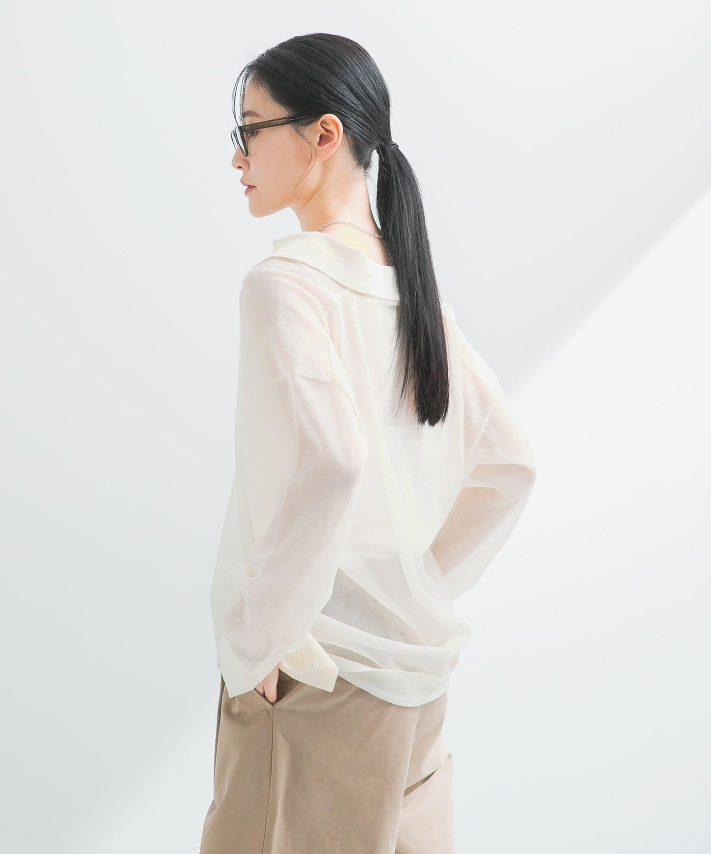 亞麻混紡開領透視針織衫