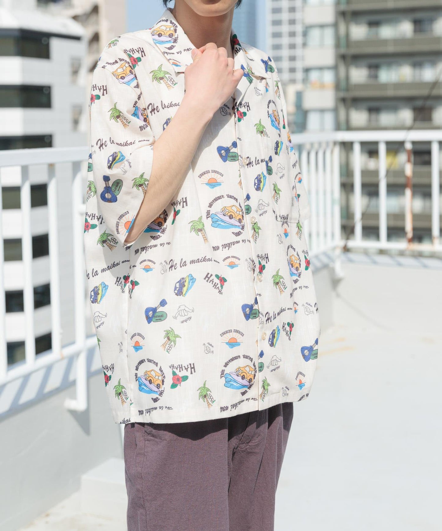 夏威夷印花開領短袖襯衫