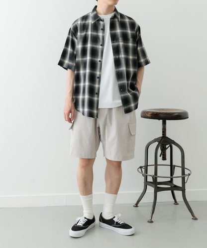 鬆緊腰休閒工裝短褲