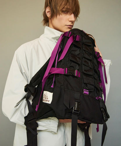 DAY&HALF PACK PARASITE 雙肩揹包