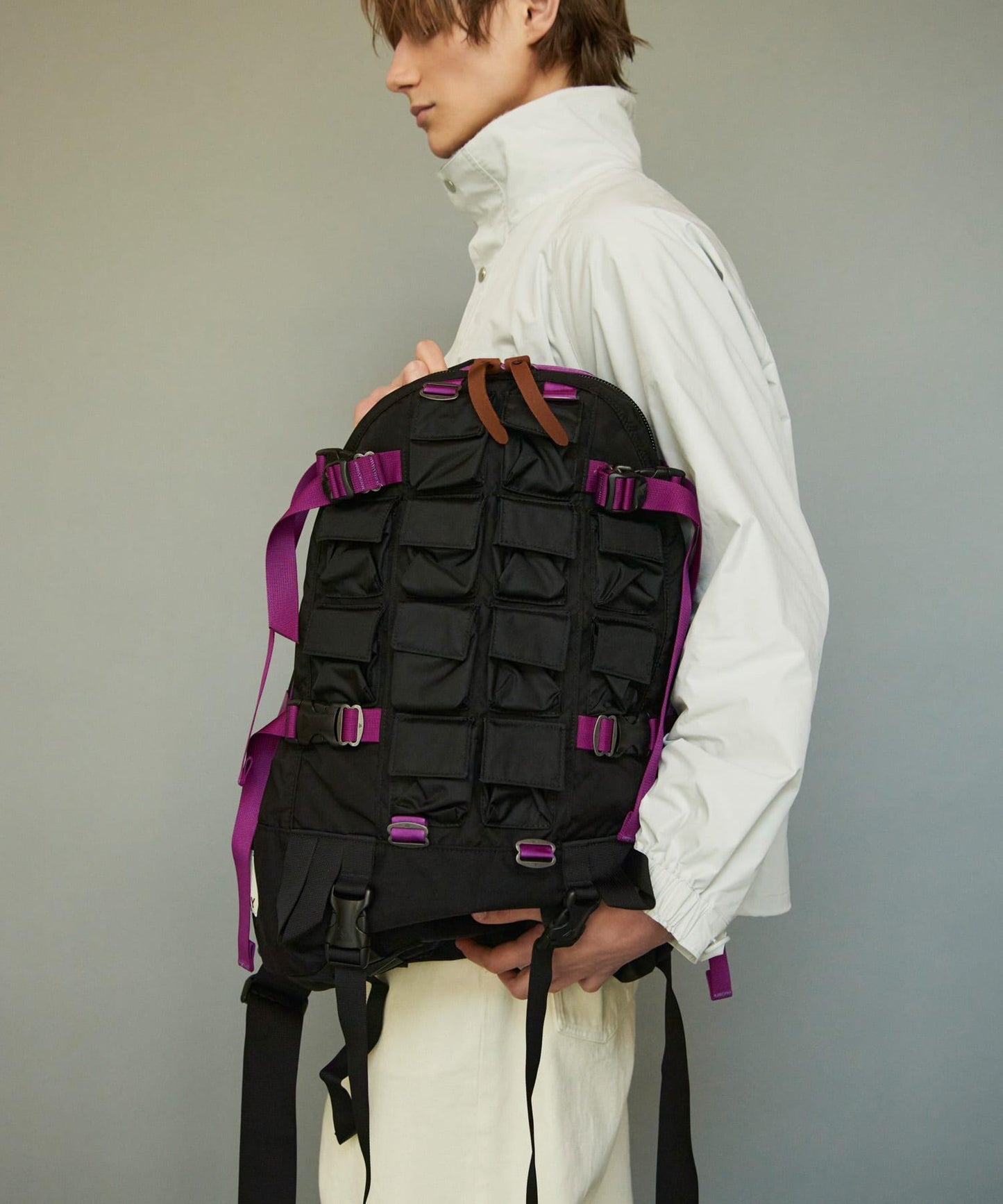 DAY&HALF PACK PARASITE 雙肩揹包