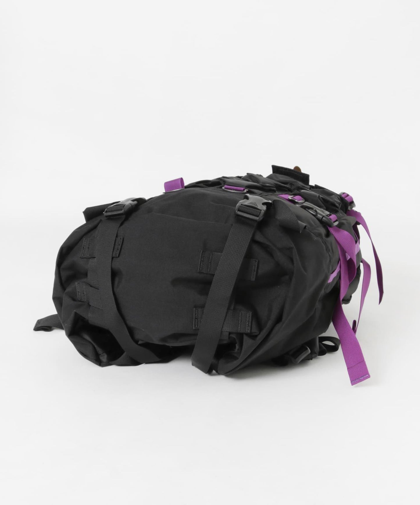 DAY&HALF PACK PARASITE 雙肩揹包