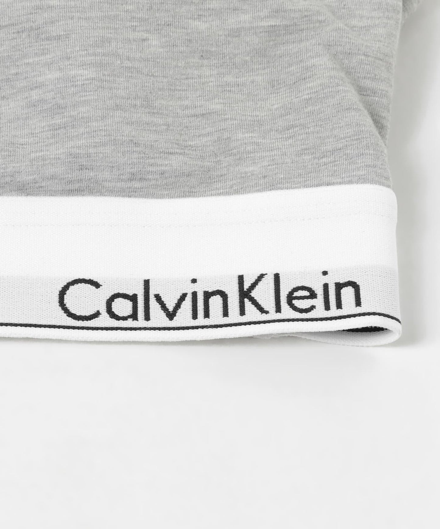 Calvin Klein 薄款無鋼圈文胸