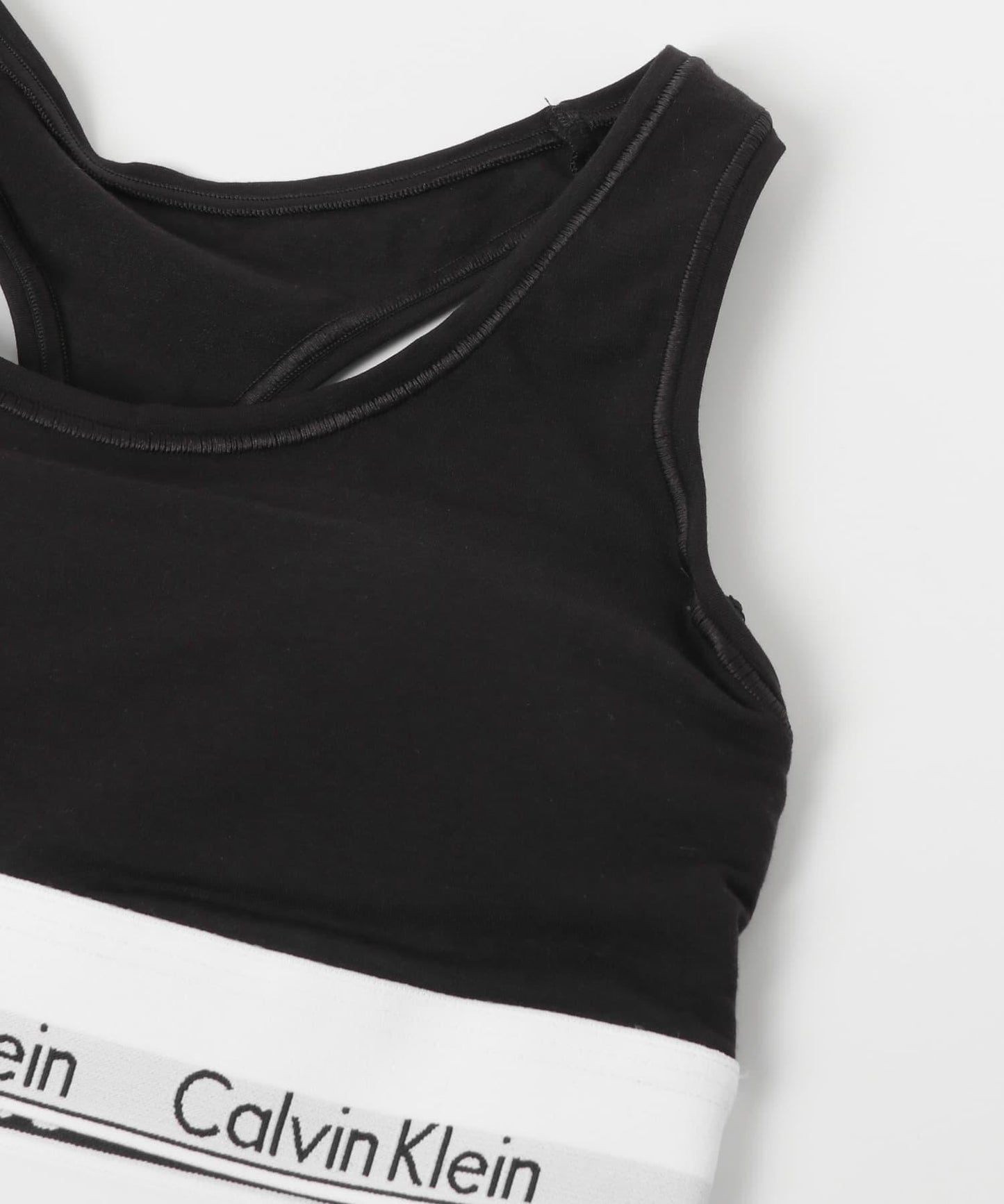 Calvin Klein 輕薄襯墊文胸