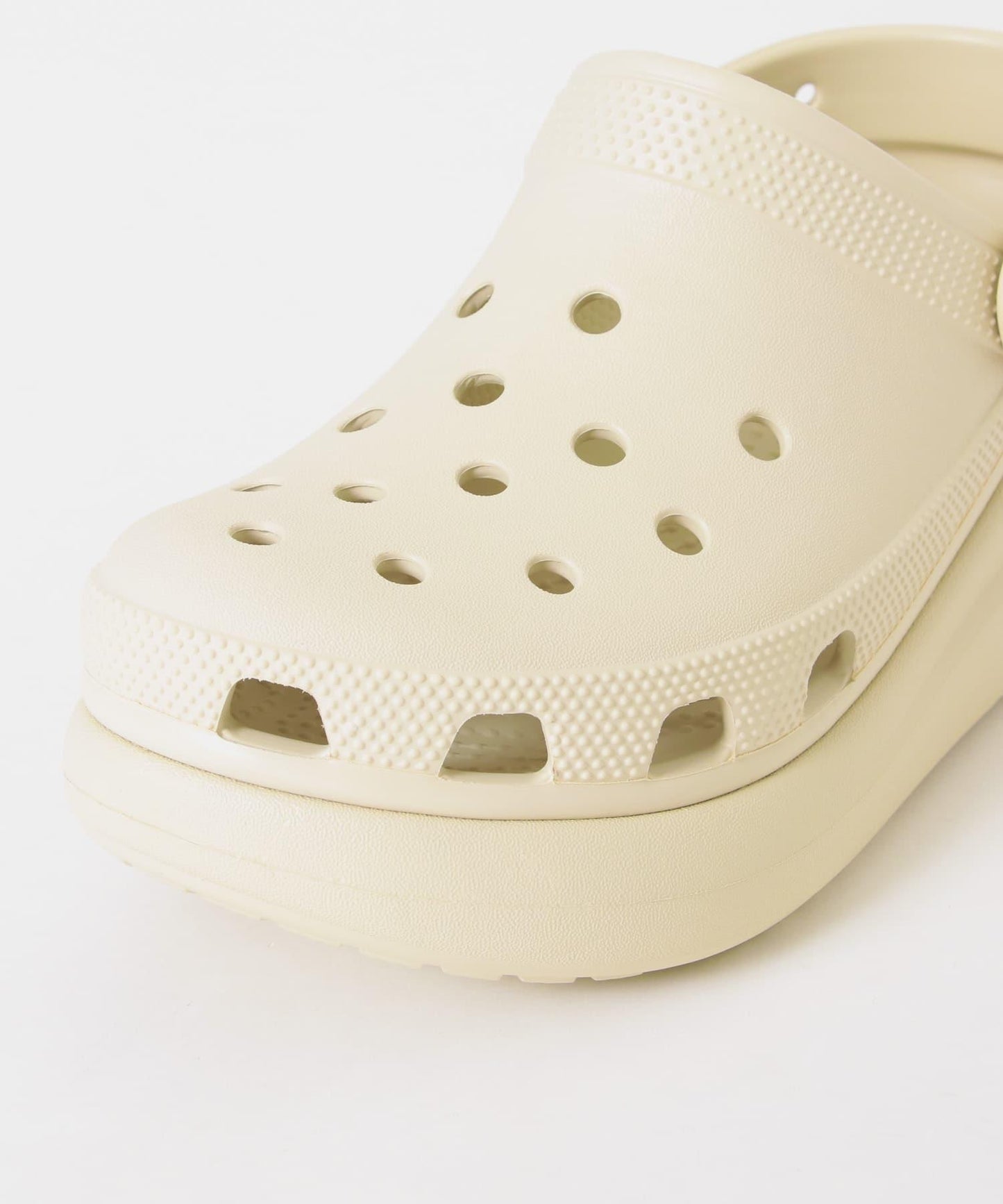 Crocs 厚底洞洞鞋