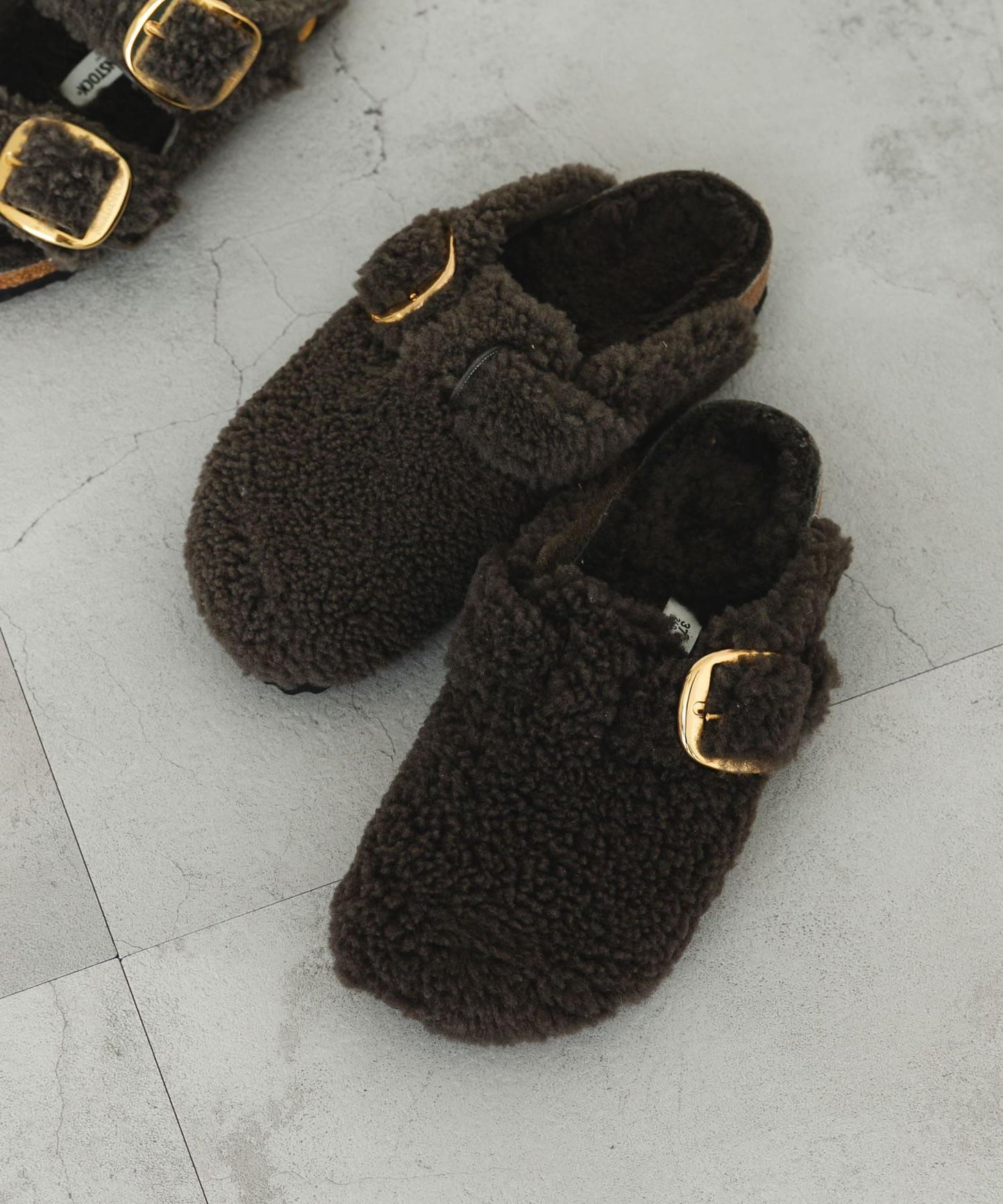 BIRKENSTOCK BOSTON 大扣泰迪毛拖鞋