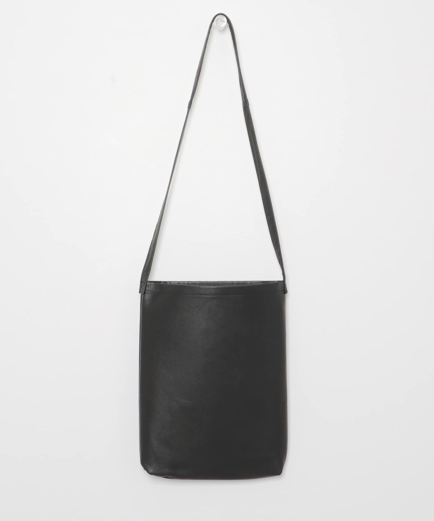 Hender Scheme 牛皮大號單肩包
