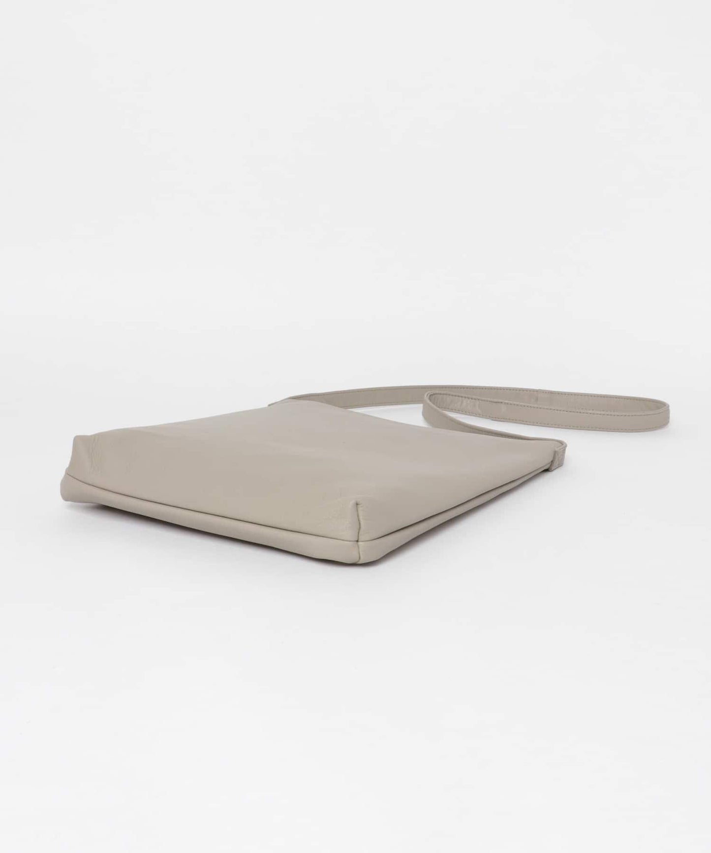 Hender Scheme 牛皮大號單肩包