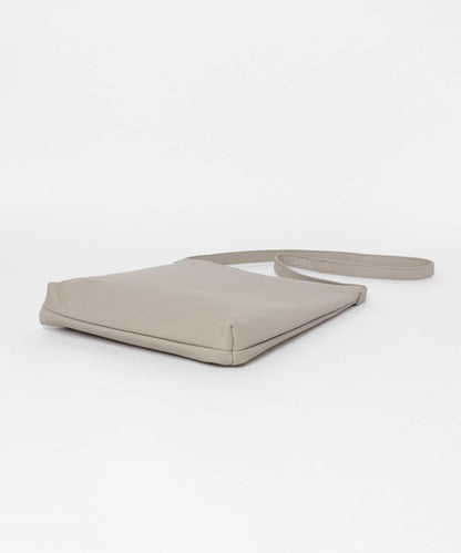 Hender Scheme 牛皮大號單肩包