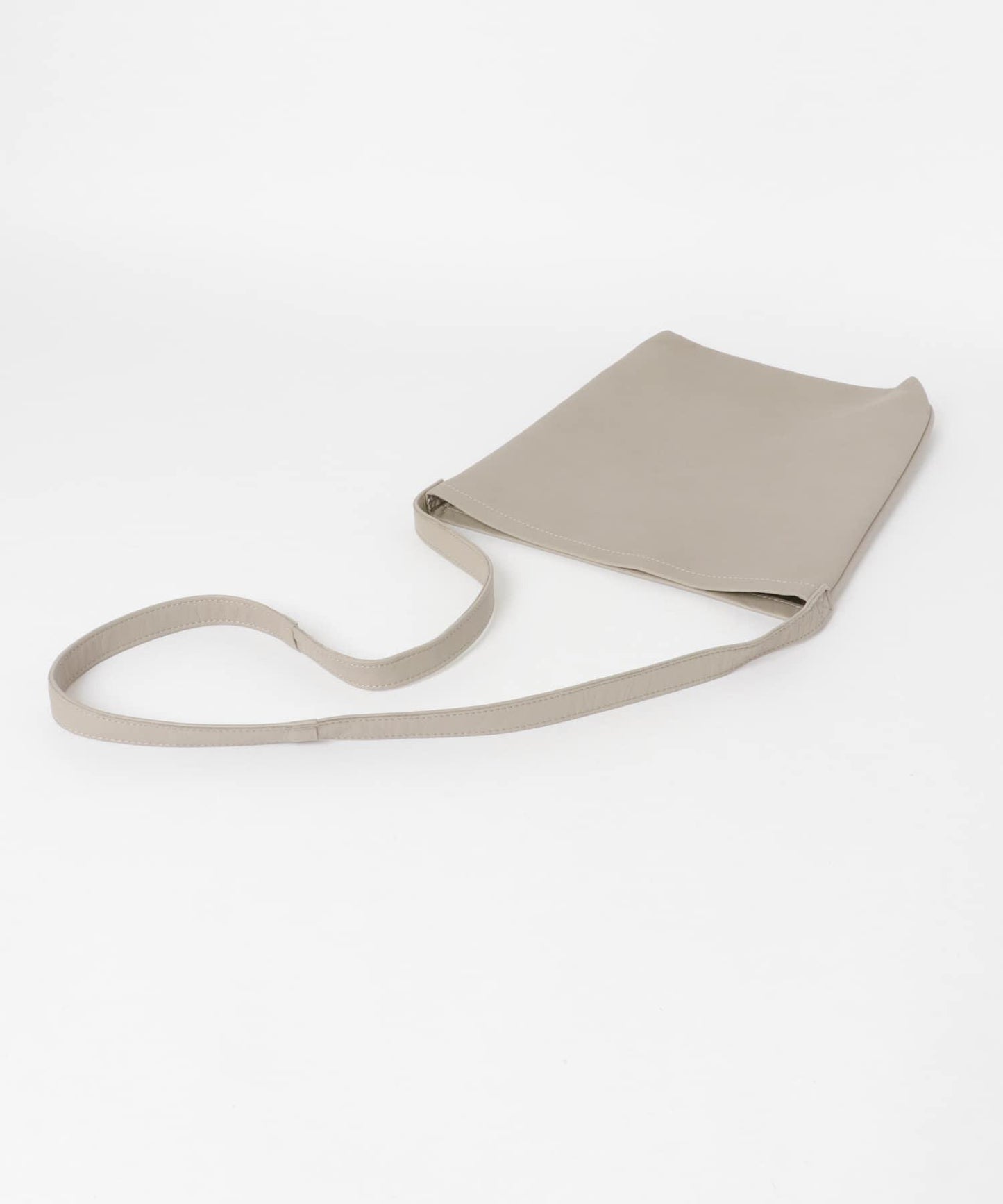 Hender Scheme 牛皮大號單肩包