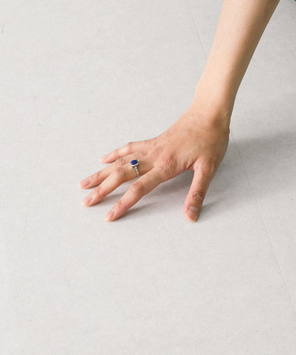 decor『デコール』 石質青金石戒指